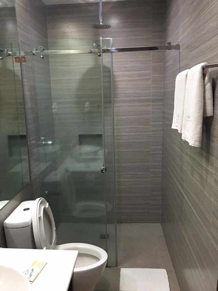 Lenox Hotel Dagupan City Extérieur photo